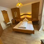 Gasthof Und Hotel Maria Gern